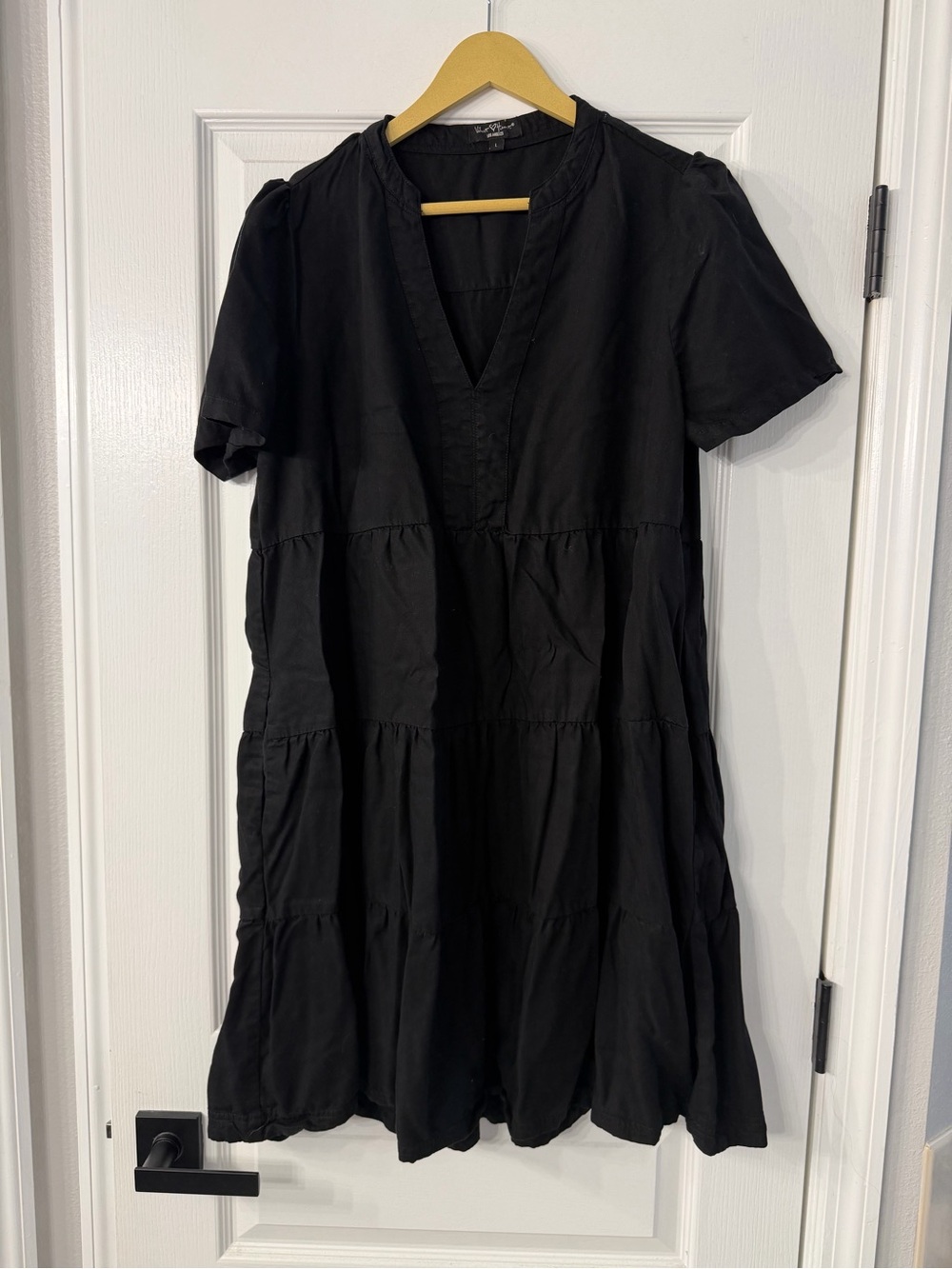 Black Tiered V-Neck Short Sleeve Dress